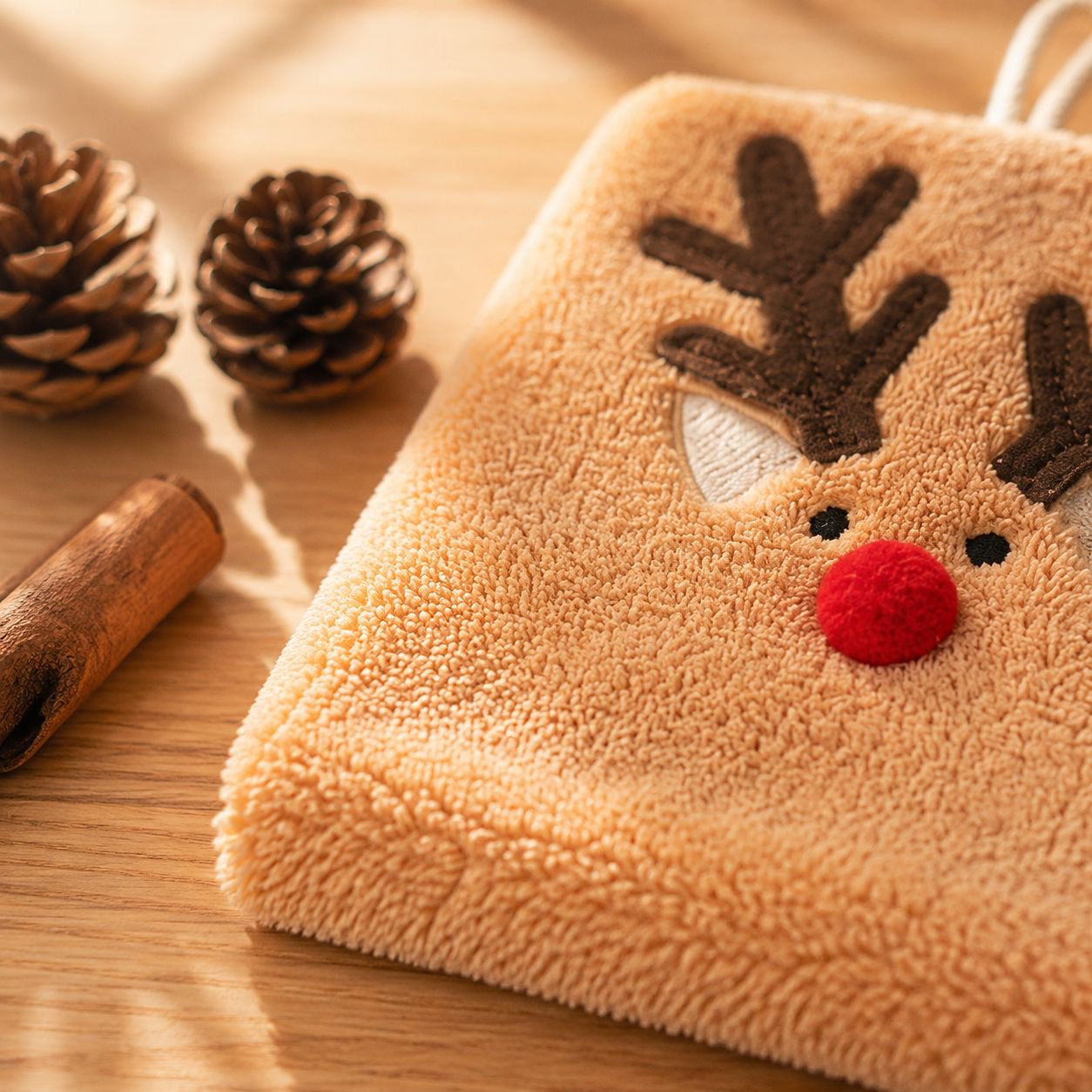 Christmas Decor Thickened Coral Velvet Absorbent Hand Towel