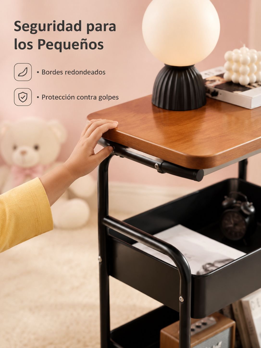 Mesita pequeña para sofá color crema