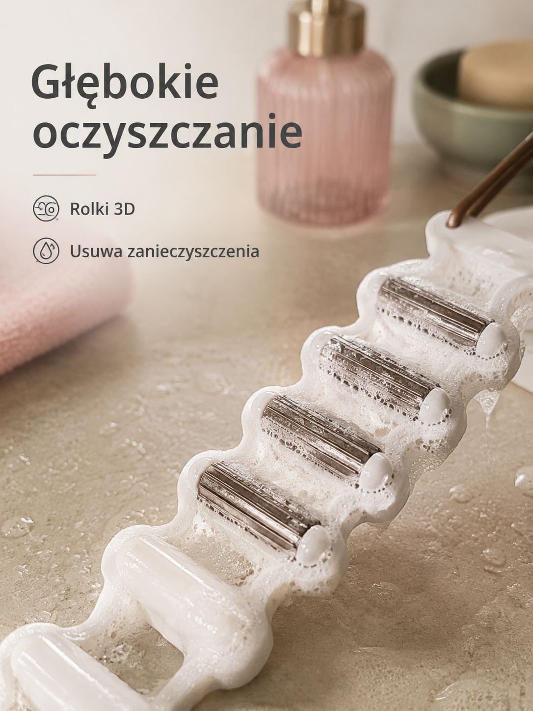 Rolka do masażu i mycia pleców w łazience