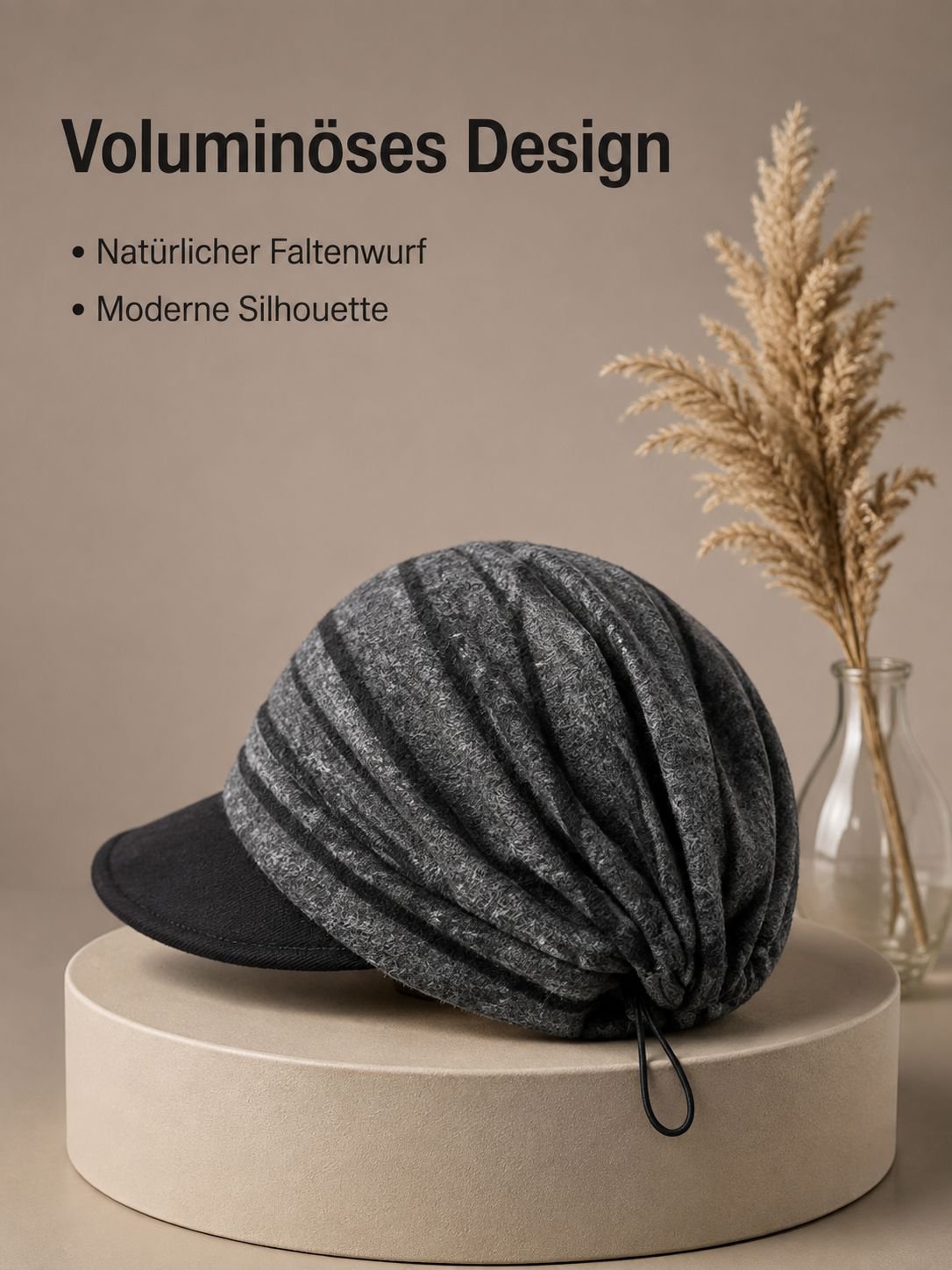 Modische Schirmmütze aus Strickmaterial
