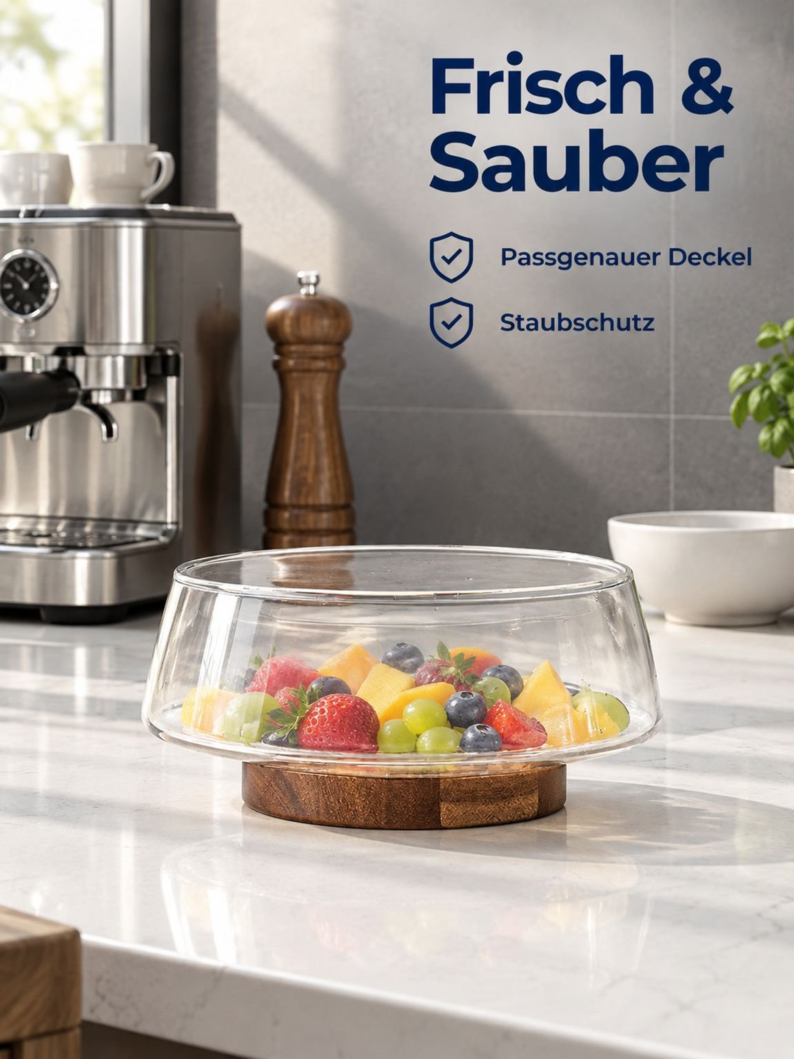 Obstplatte aus Glas mit Gabel