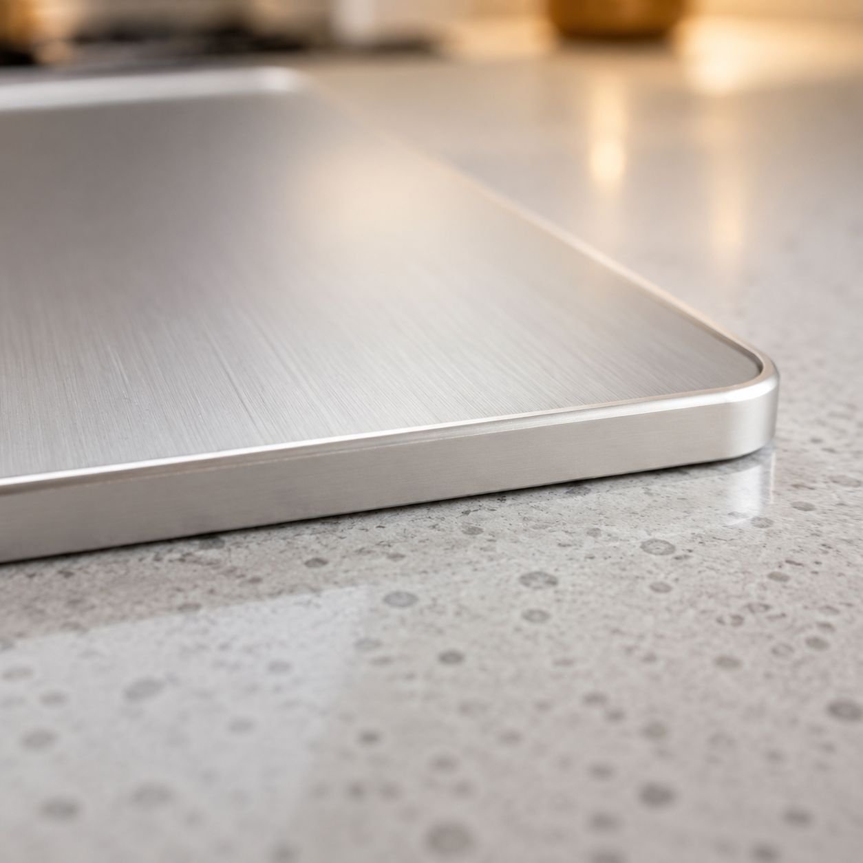 Safe and hygienic chopping board for food preparation