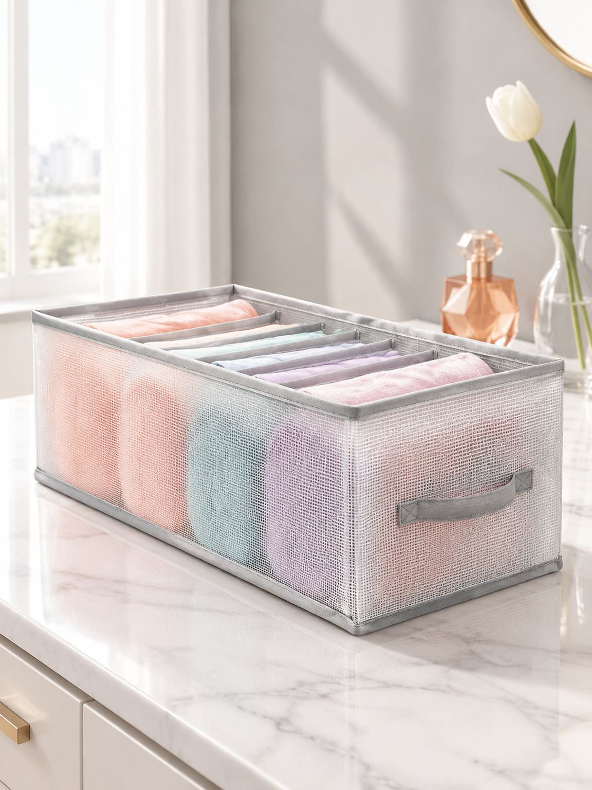Space-saving organizer for folding clothes and accessories