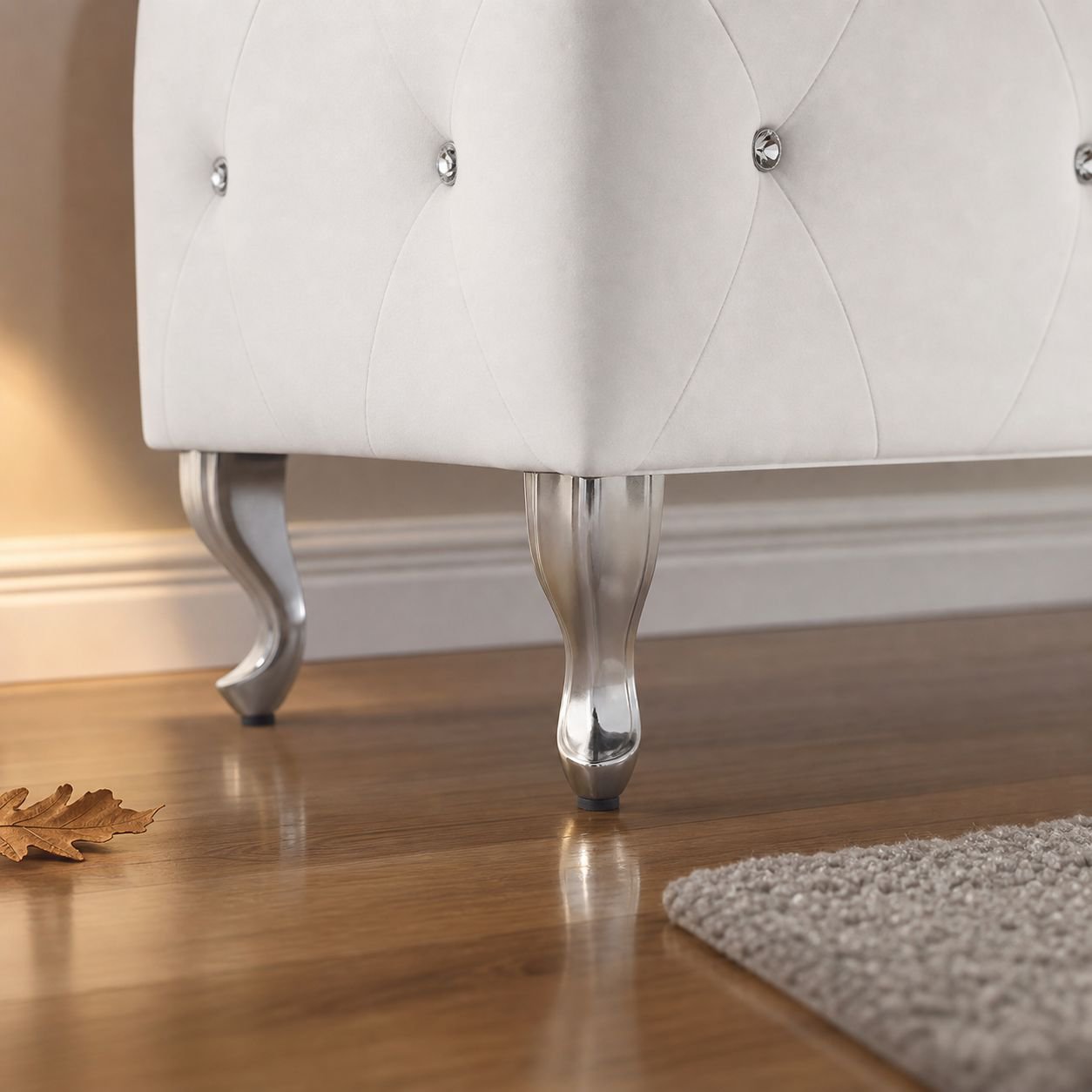 Eleganter Aufbewahrungshocker für Schlafzimmer oder Flur