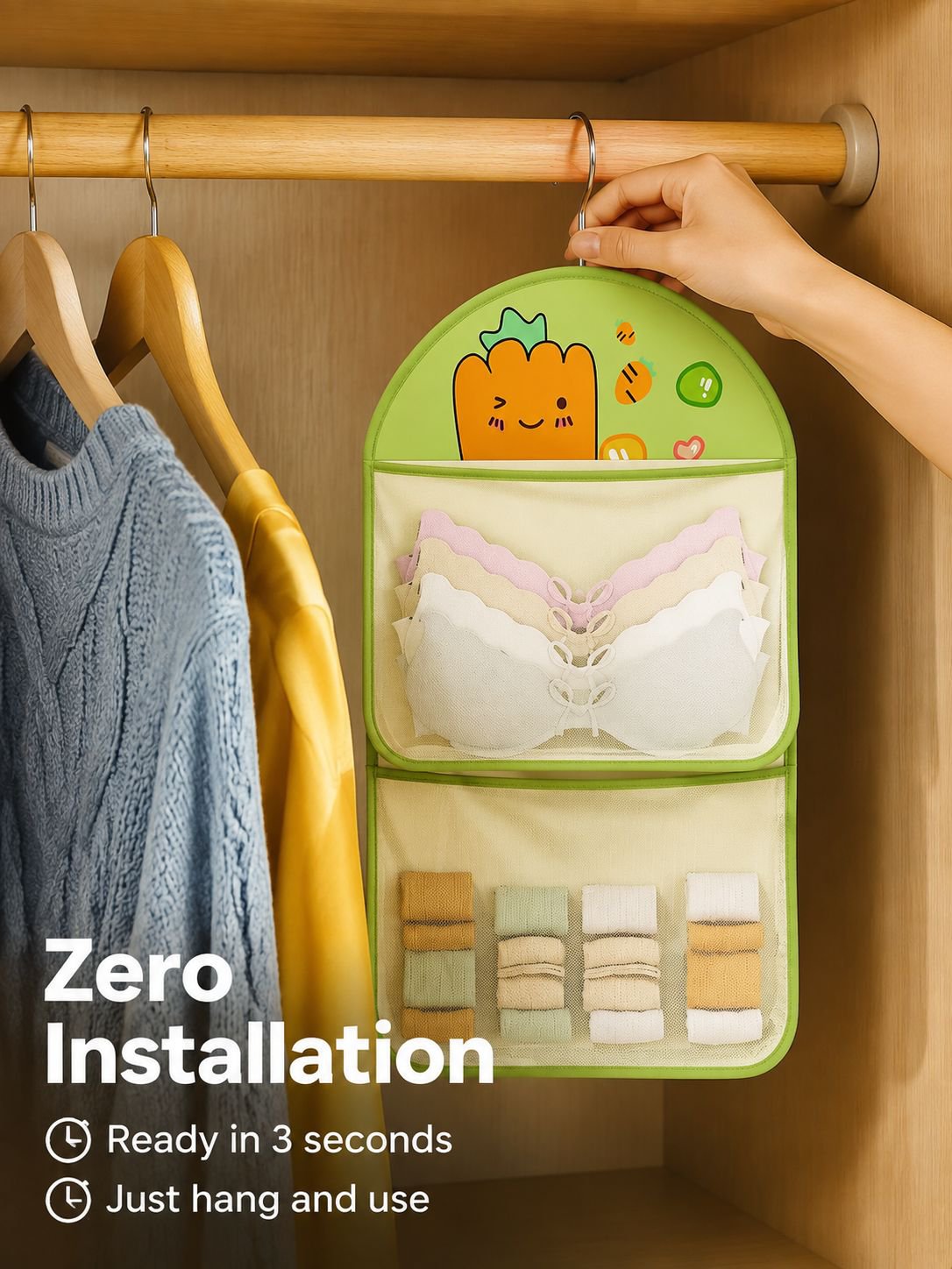 Easy-access pockets for socks and underwear