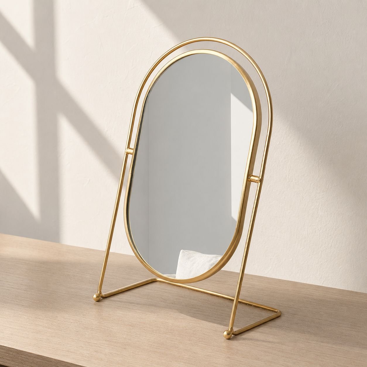Makeup mirror with sleek design for home use