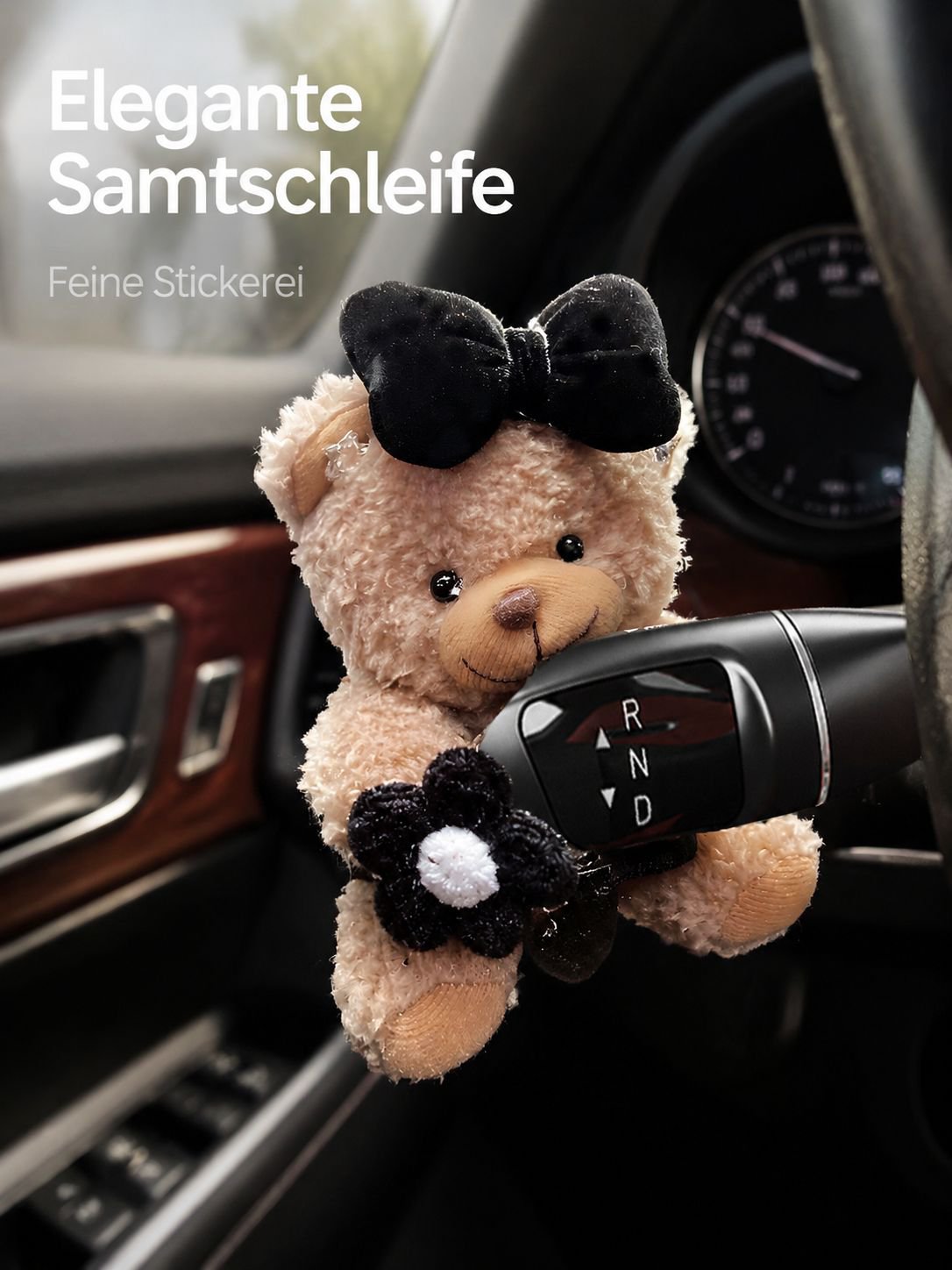 Niedlicher, bärenförmiger Schalthebel, Lenkrad und Scheibenwischerarm als dekoratives Ornament