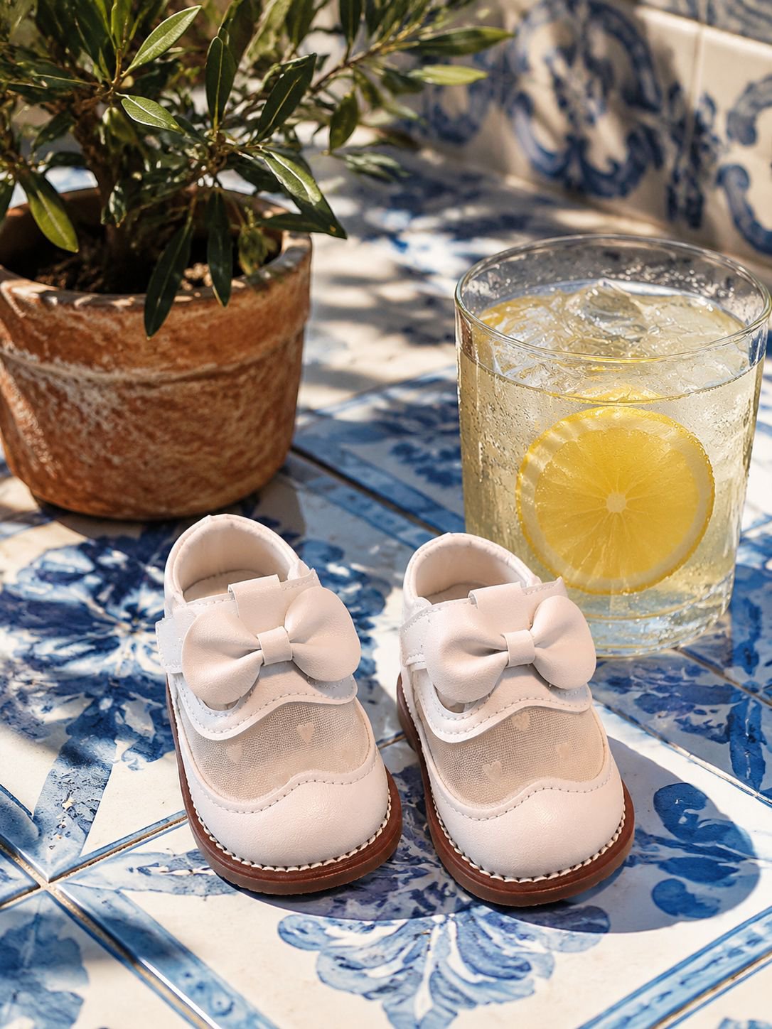 Zapatos de suela blanda y transpirables para bebé estilo princesa
