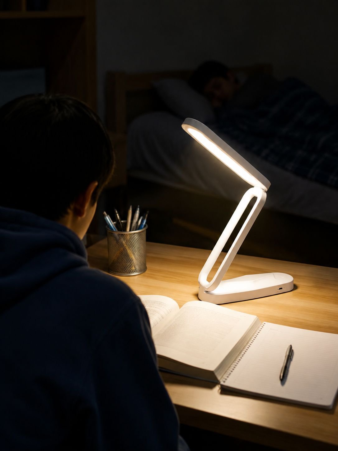 Lámpara de noche con carga USB y protección visual