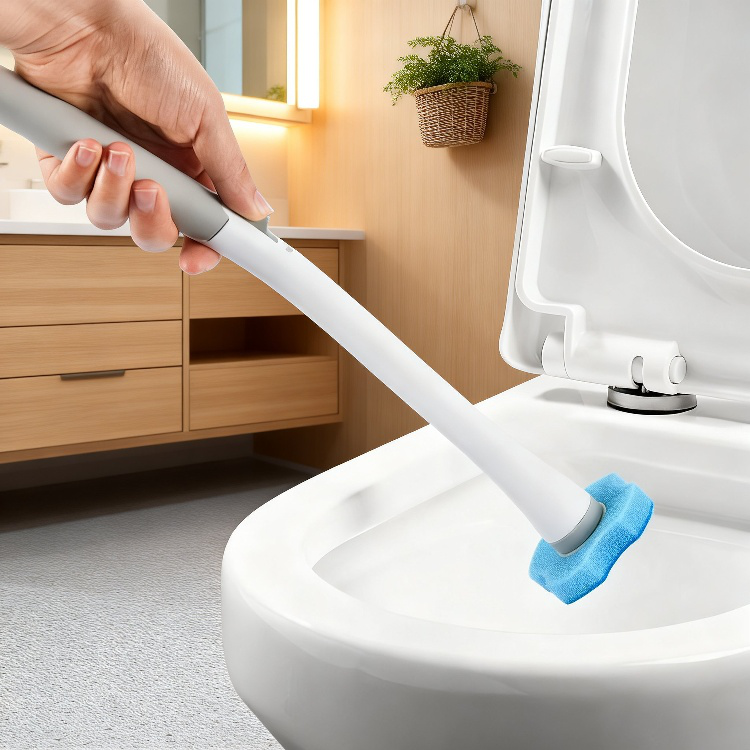 家庭用浴室壁掛け式掃除ブラシ。隅々まで汚れを落とすのに最適。