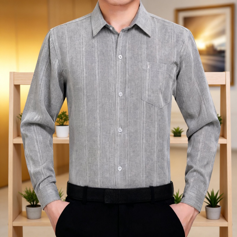 아버지 선물로 좋은 봄가을 셔츠 착용 모습