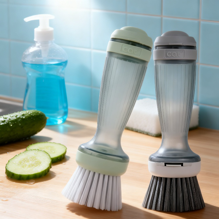 液体洗剤タンク付きたわしの拡大写真