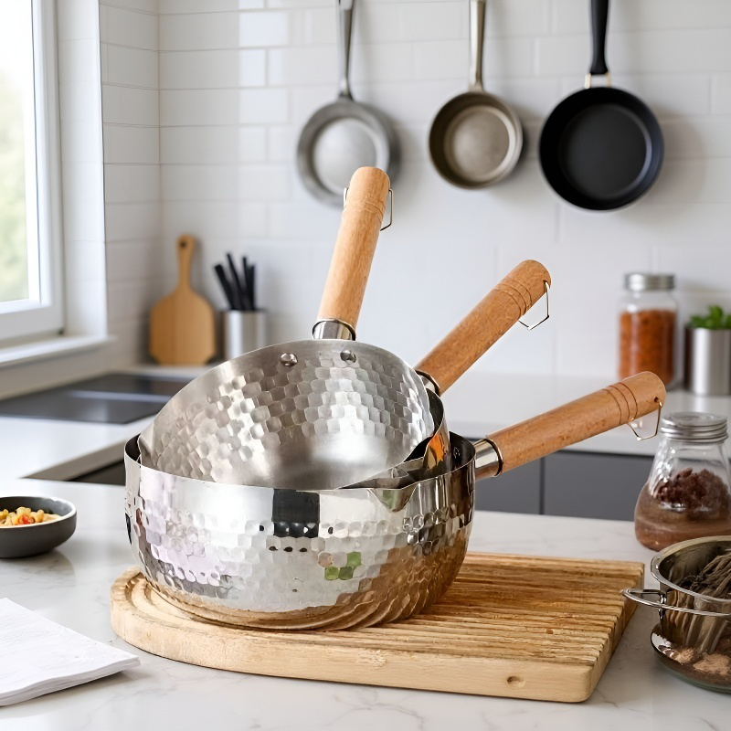 아기 가정용 찌개냄비 나무 손잡이 이유식냄비 망치무늬 작은 우유냄비 라면냄비 일본식 찌개냄비 스텐냄비 찌개냄비 나무 손잡이 아기 이유식냄비