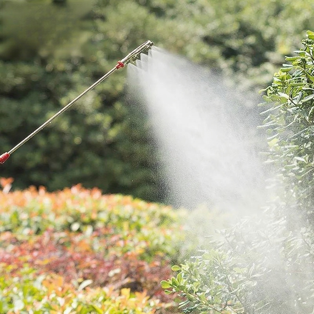 ステンレス製スプレーヘッドのクローズアップ