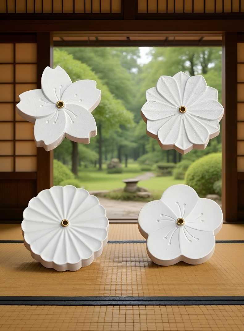 線香をセットした香炉のアップ画像