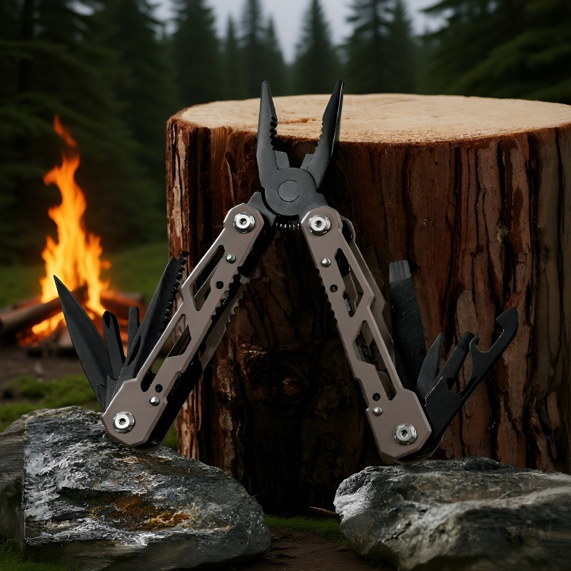 Multifunkční skládací nerezové kleště na venkovní použití