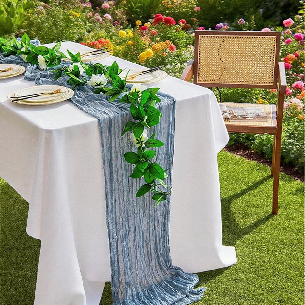 軽やかな糸のしわとしわのある布のテーブル旗