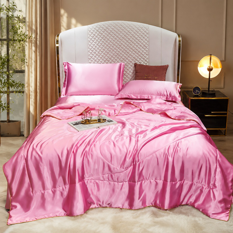 Premium silk bedding set with quilt cover