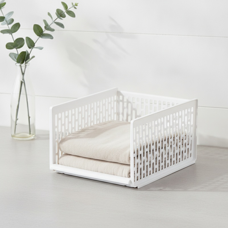 Bedroom Wardrobe Storage Layer Partition Basket
