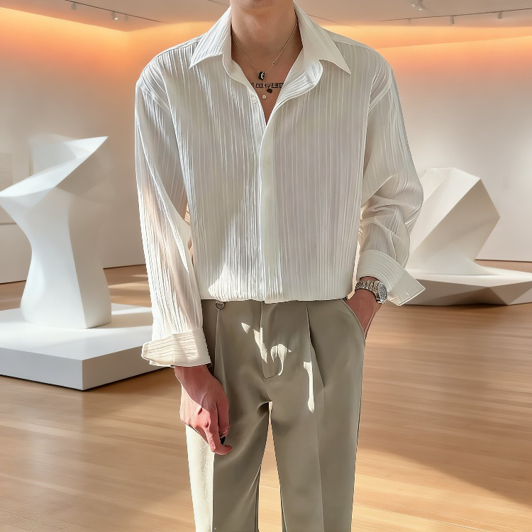 多彩なカラー展開のメンズシャツ