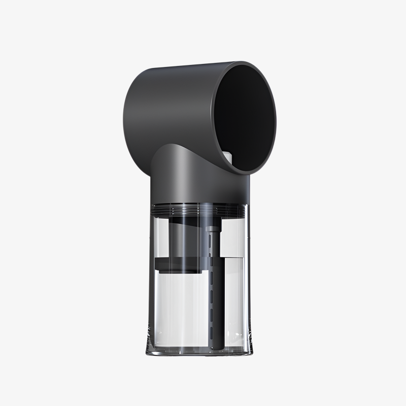 静音仕様のデスク加湿器がオフィスで活躍する様子