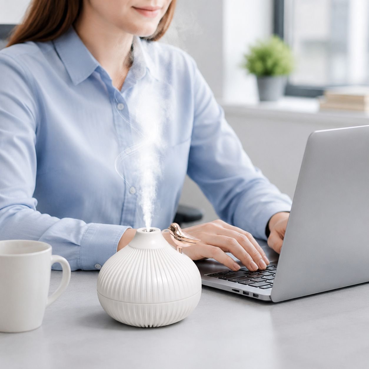 Onion Shape Silent Humidifier, Warm Light and Gentle Mist for Romantic Ambience