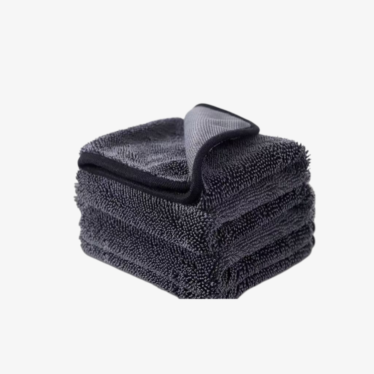 쭈리 워싱 타올로 먼지 제거 모습