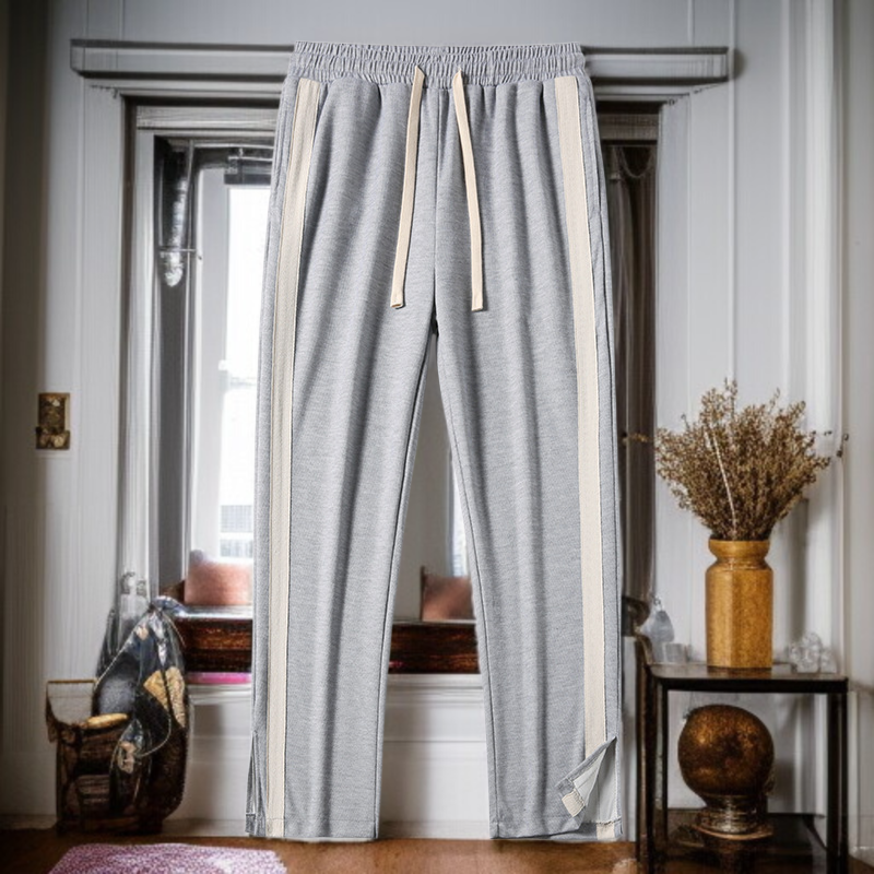 ストレートデザインのカジュアルパンツ詳細