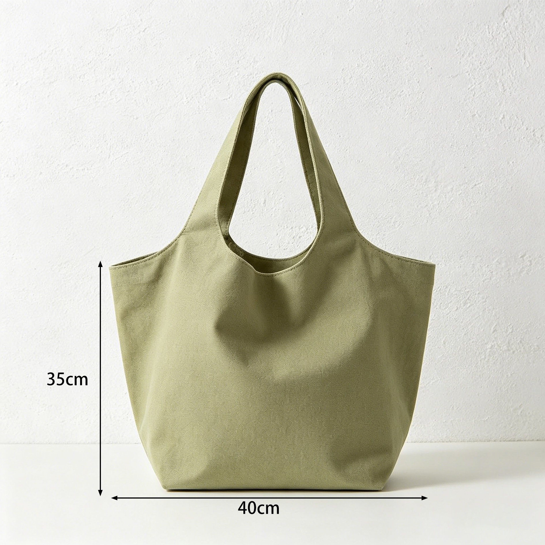 Organic cotton tote bag for eco-friendly shopping