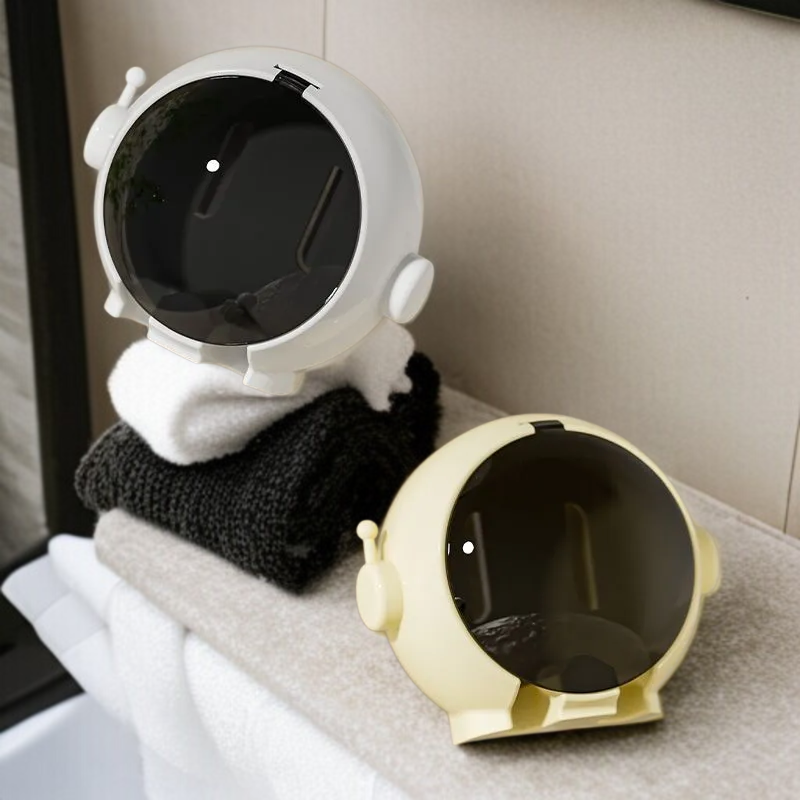 카드형 칫솔걸이와 욕실 벽면 수납선반