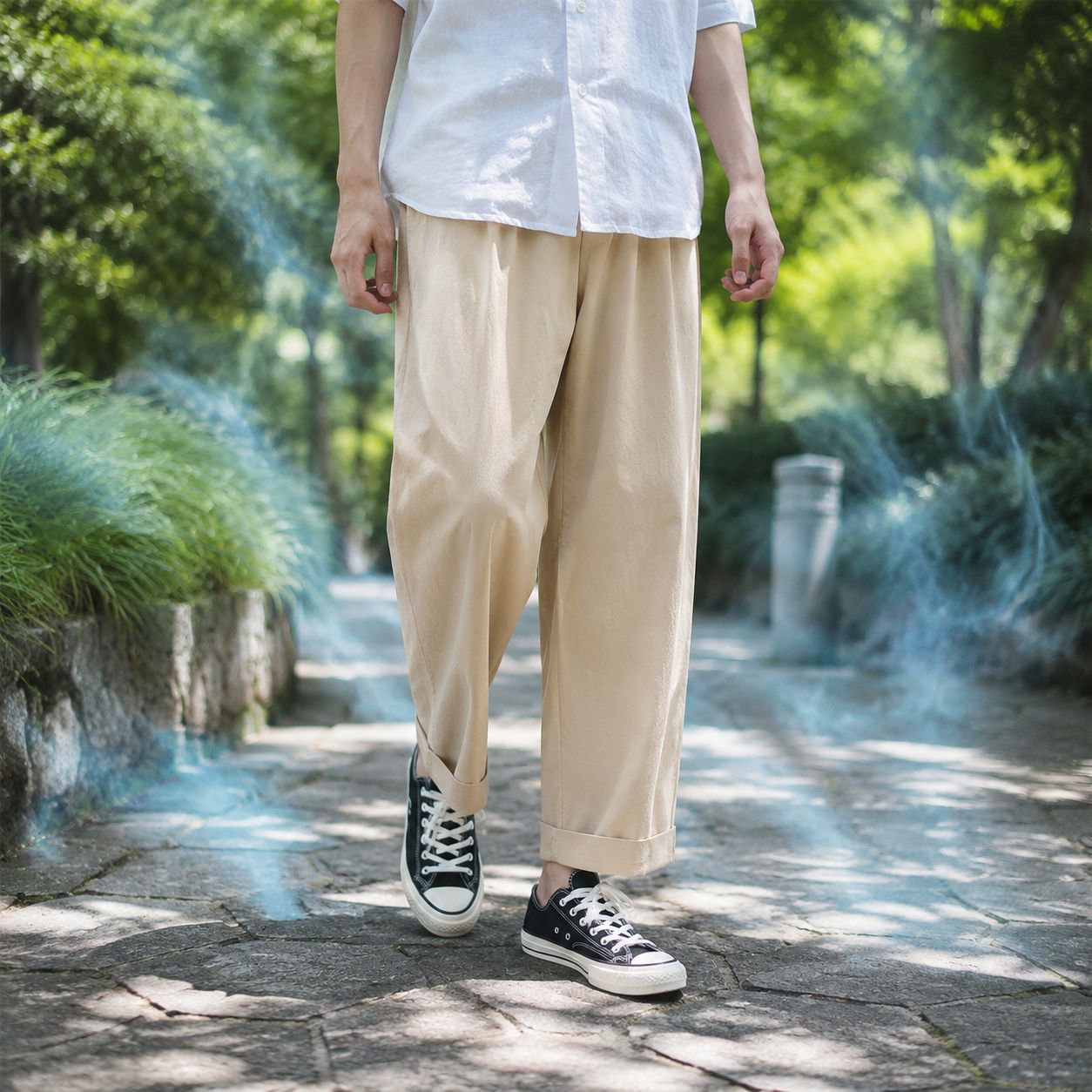 薄手で快適なゆったりカジュアルパンツ正面画像