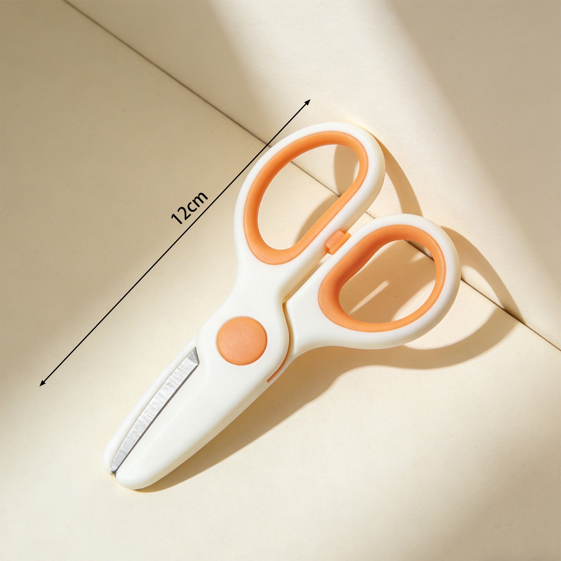 고품질 수공예 가위 디테일 이미지