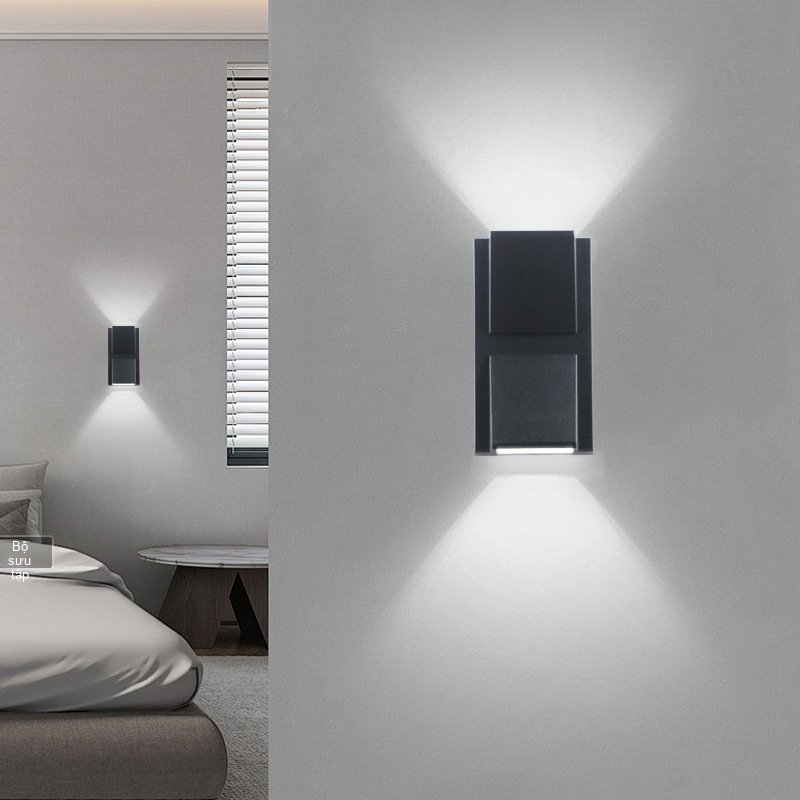 Modern minimalist wall lamp