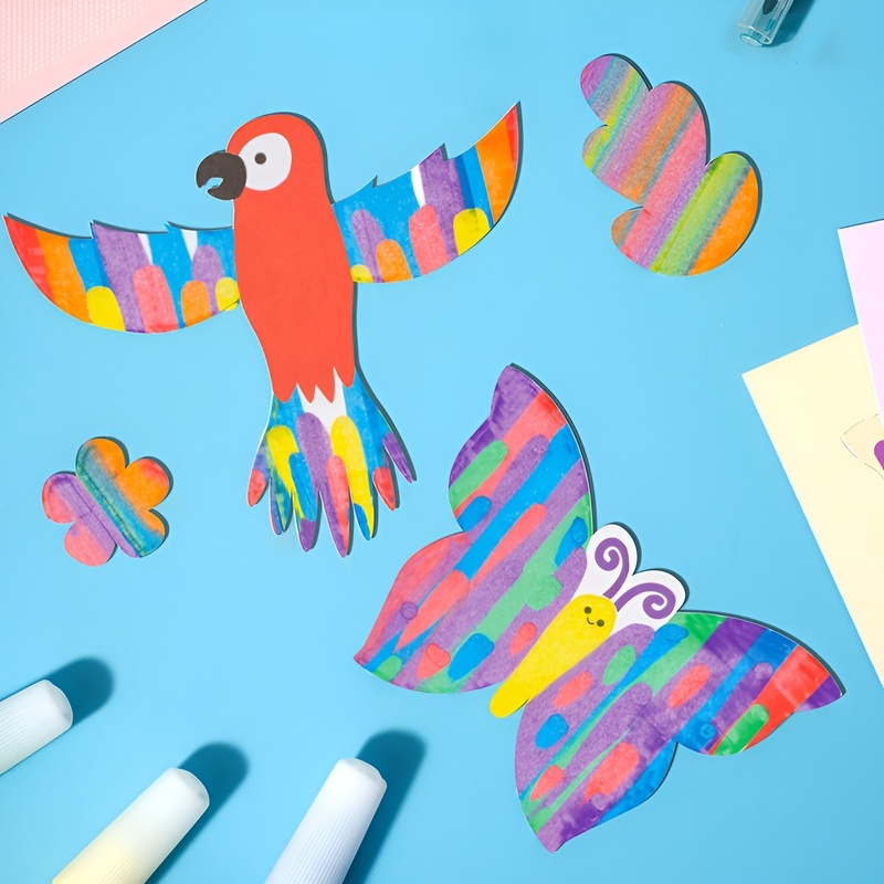 โปสการ์ดวาดมือของเล่นกระดาษทำมือ