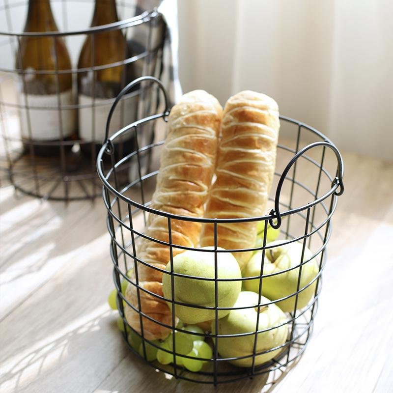 Aufbewahrungskorb aus Schmiedeeisen