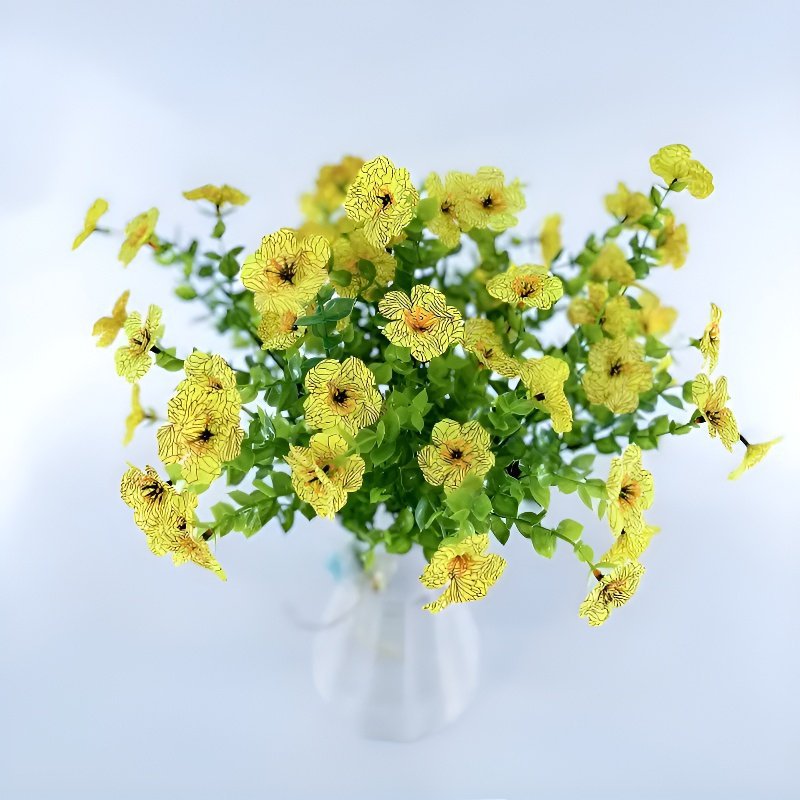 โต๊ะรับประทานอาหารตกแต่งสีม่วง