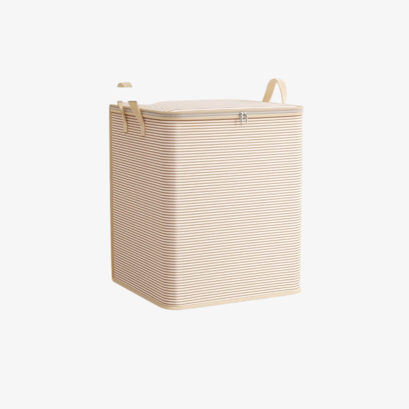 넉넉한 공간을 보여주는 정리함 내부 사진