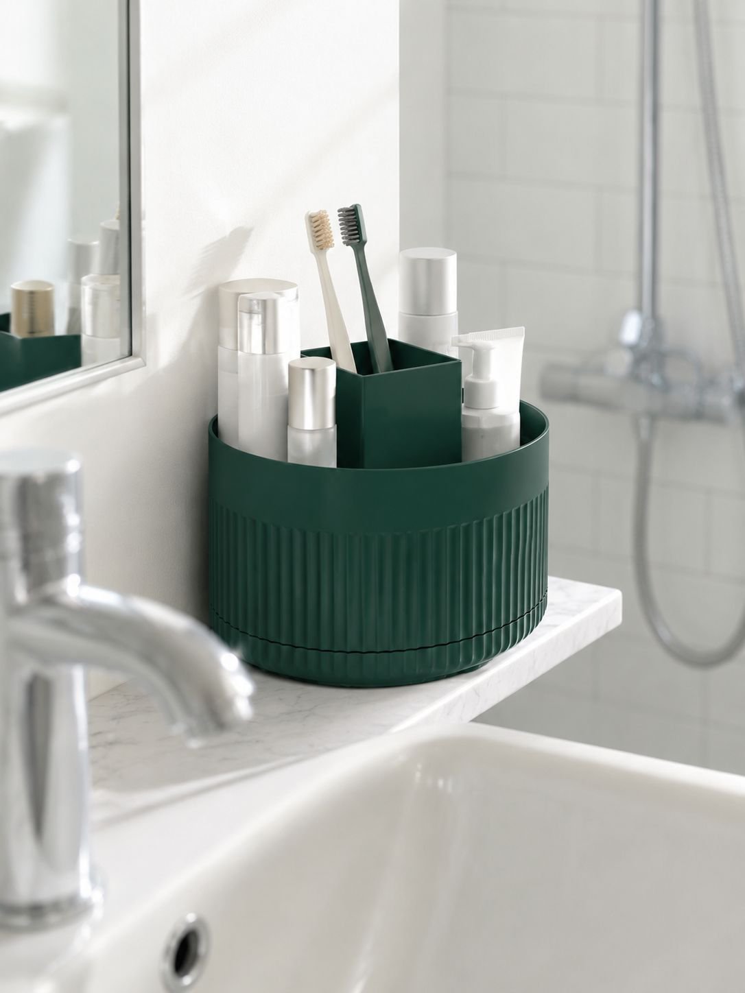 Multi-compartment cosmetic storage box for desk