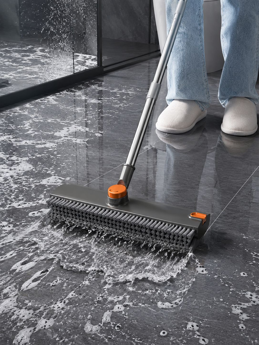 Herramienta de limpieza de baño con cabezal rotativo en V