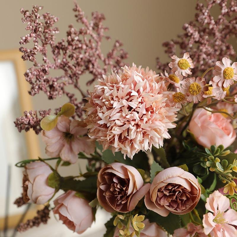 Bouquet de fleurs artificielles