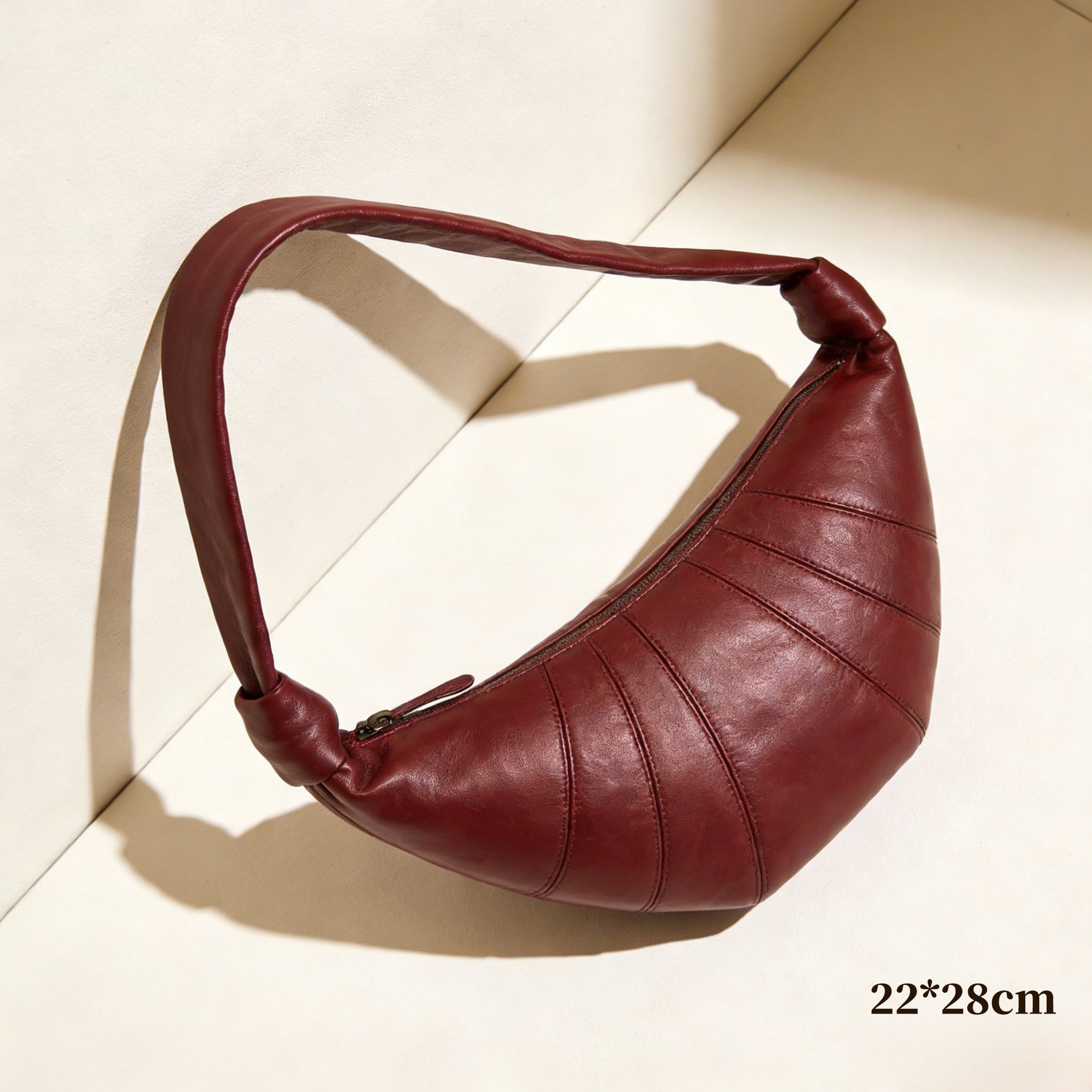 精緻腋下包拉鍊設計