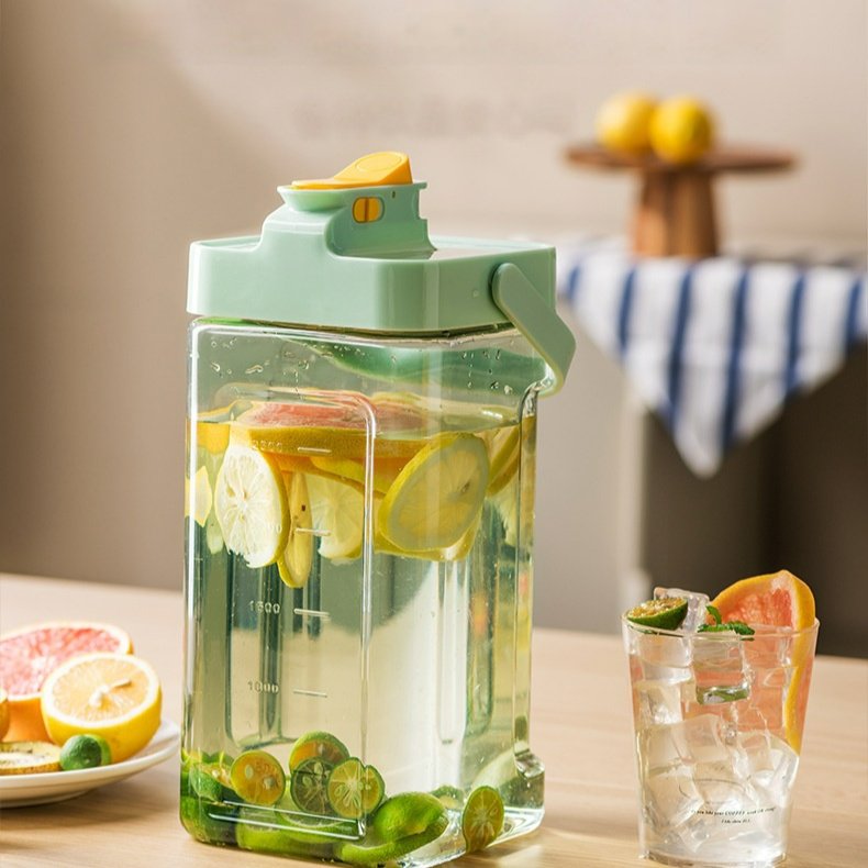 Detailansicht des großvolumigen Outdoor-Kaltwasserkochers