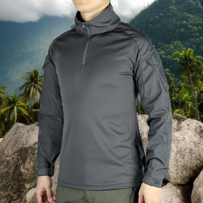 タクティカルデザインの長袖トップス 背面