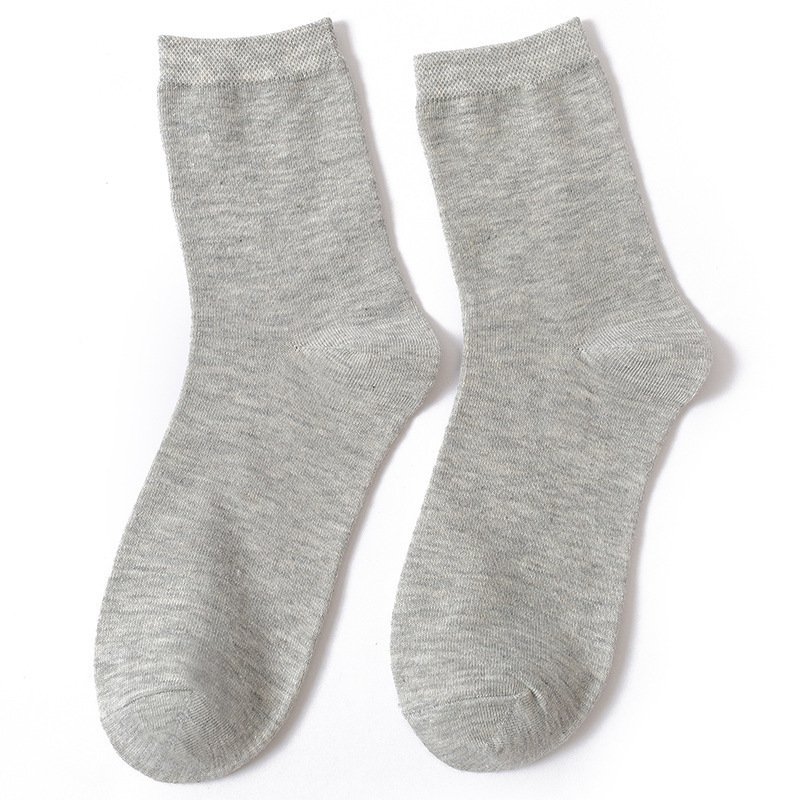 Men's solid color mid-calf socks
