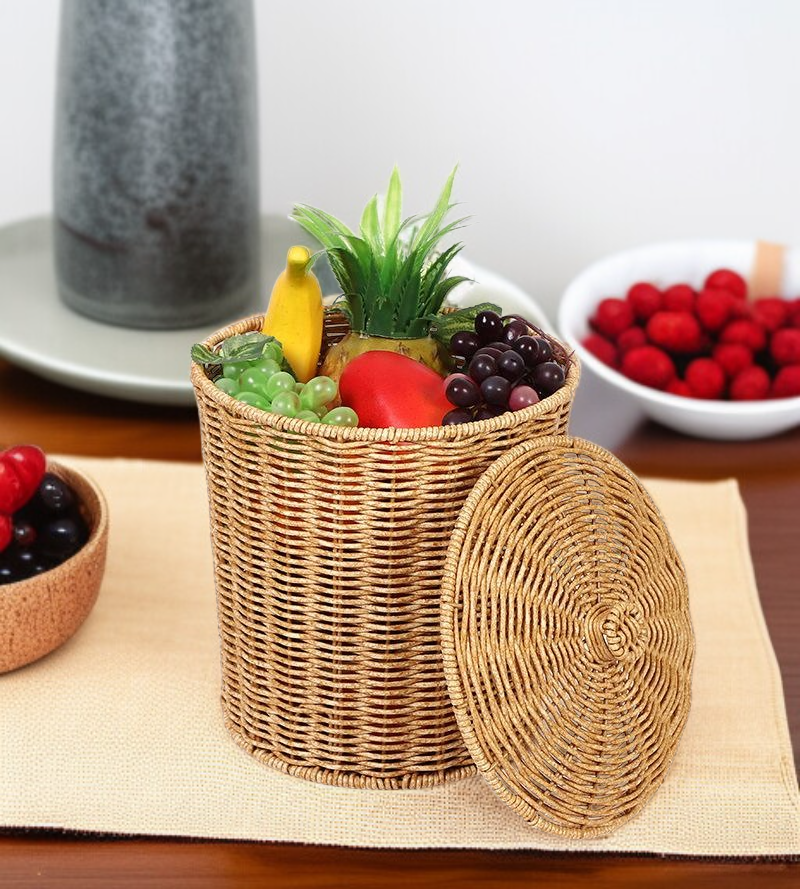 蓋付きで埃を防げる収納ボックス