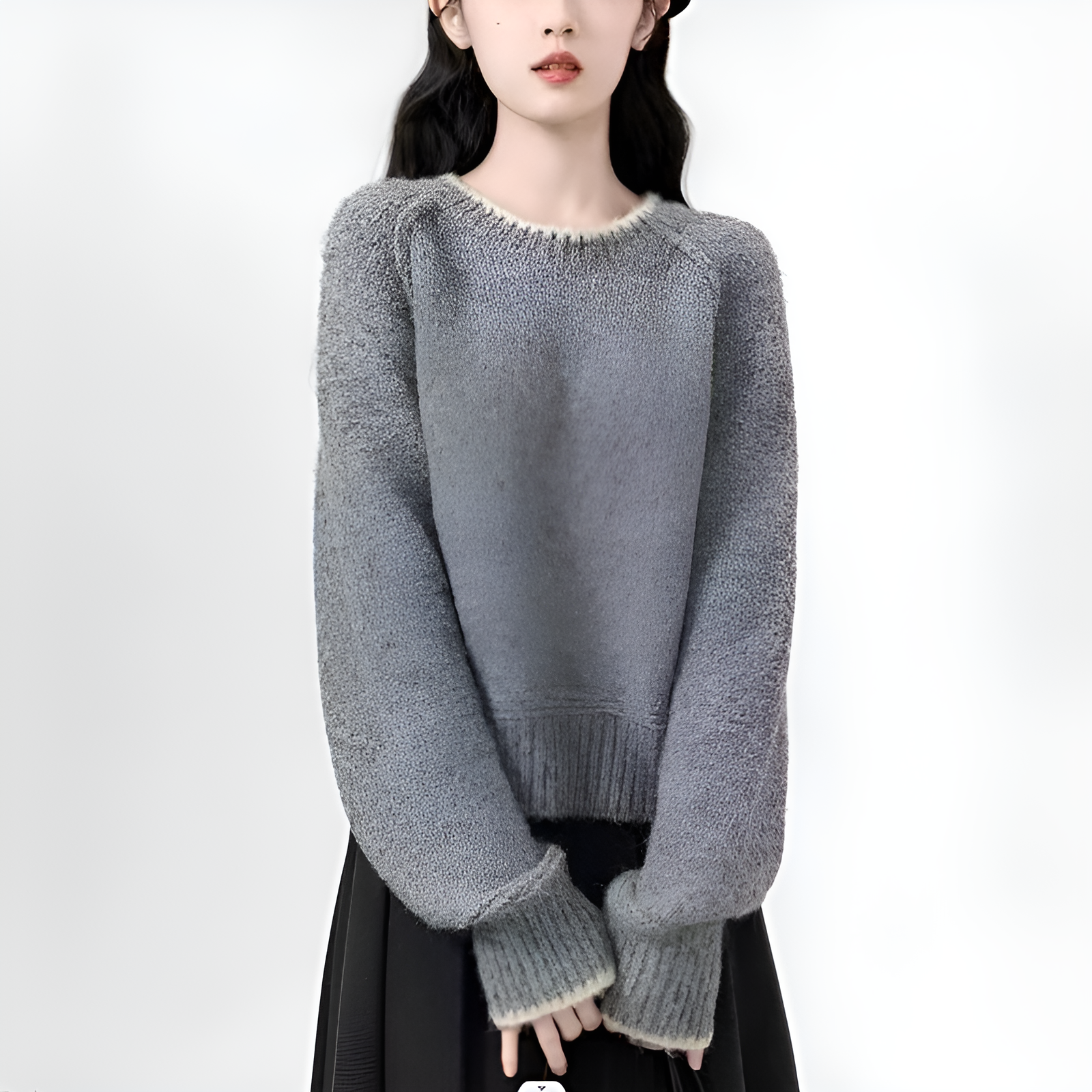 柔らかい素材のレディースセーター
