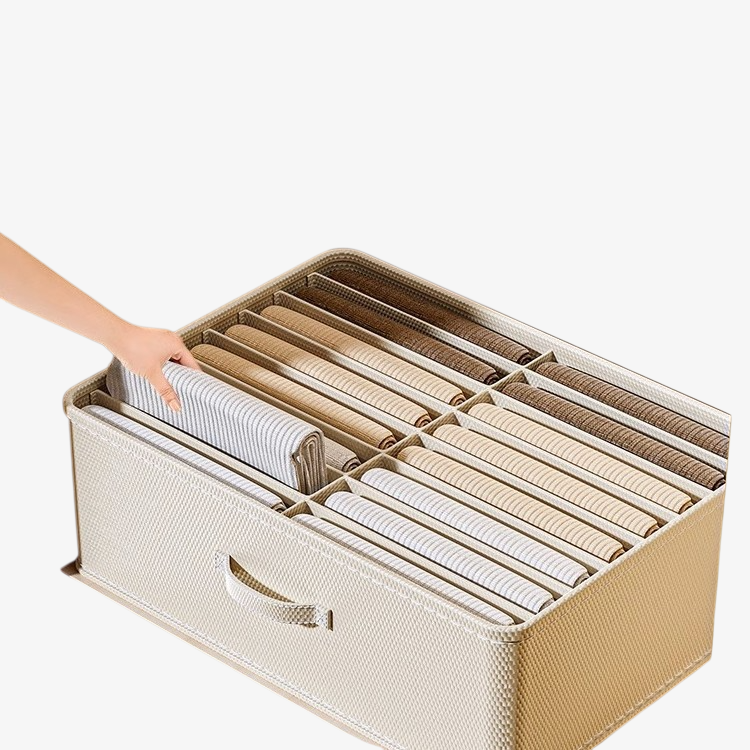 공간을 절약하는 수납함 사용 예시