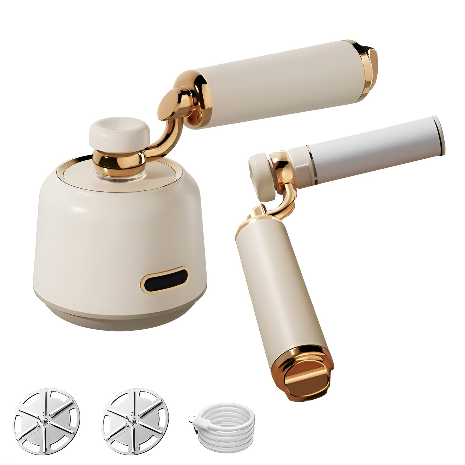 衣類の毛玉を取る様子