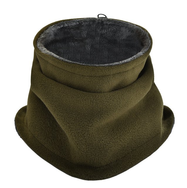 柔らかいフリース素材の快適な防寒アイテム