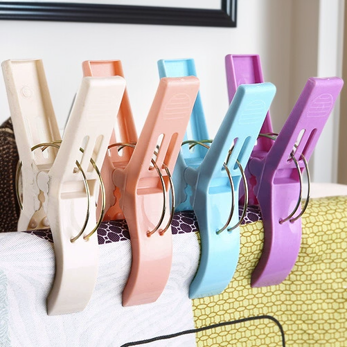 Větruodolný držák na přikrývky